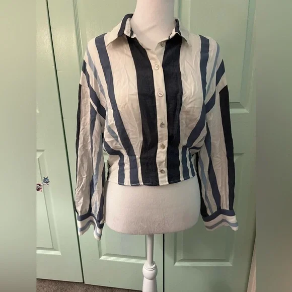 Zara trf White Blue Stripped Crop Blouse - Picture 5 of 15